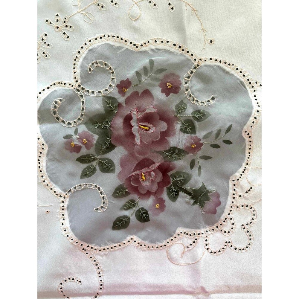 Violet Linen Fountainbleau White Pink Lace Blossom Embroidered Tablecloth 72x106